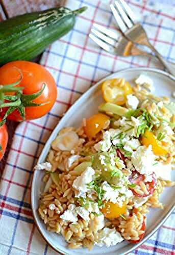 Salade de pâtes aux lentilles corail, tomates, concombre, coeurs d'artichaut et féta #sans gluten