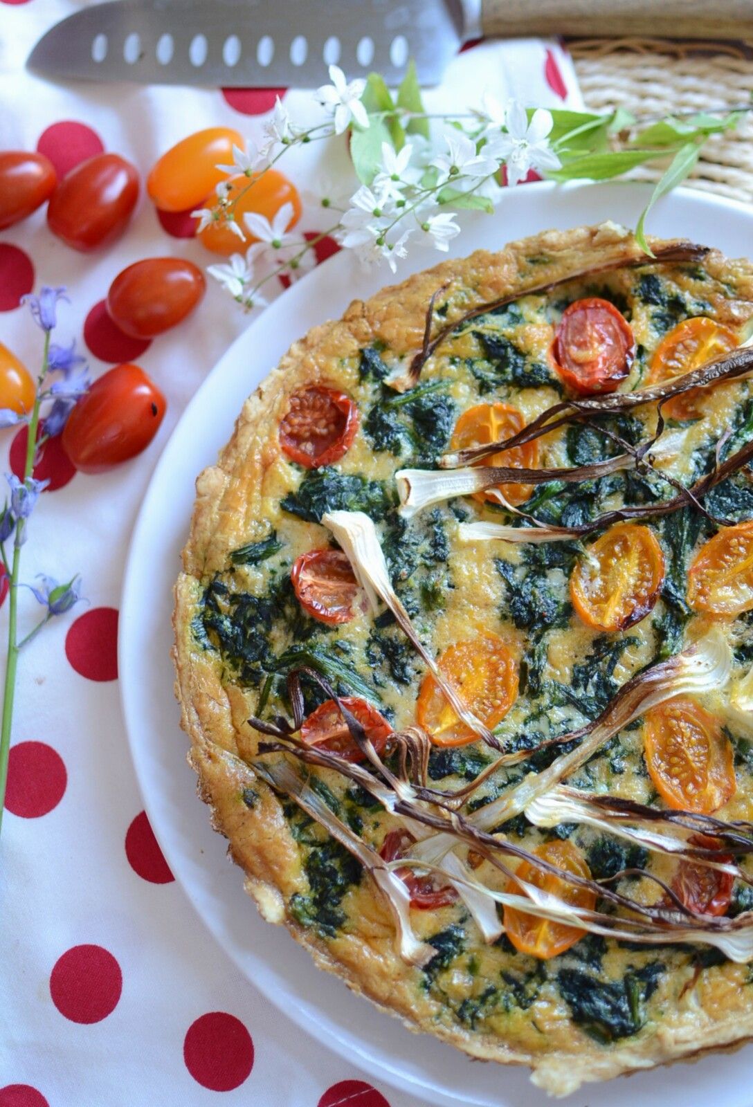 Tarte épinards tomates cerises et oignons frais #végétarien