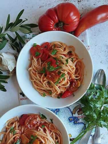 Spaghetti sauce tomates et tomates cerises #végétarien