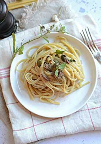 Pâtes anchois câpres et menthe