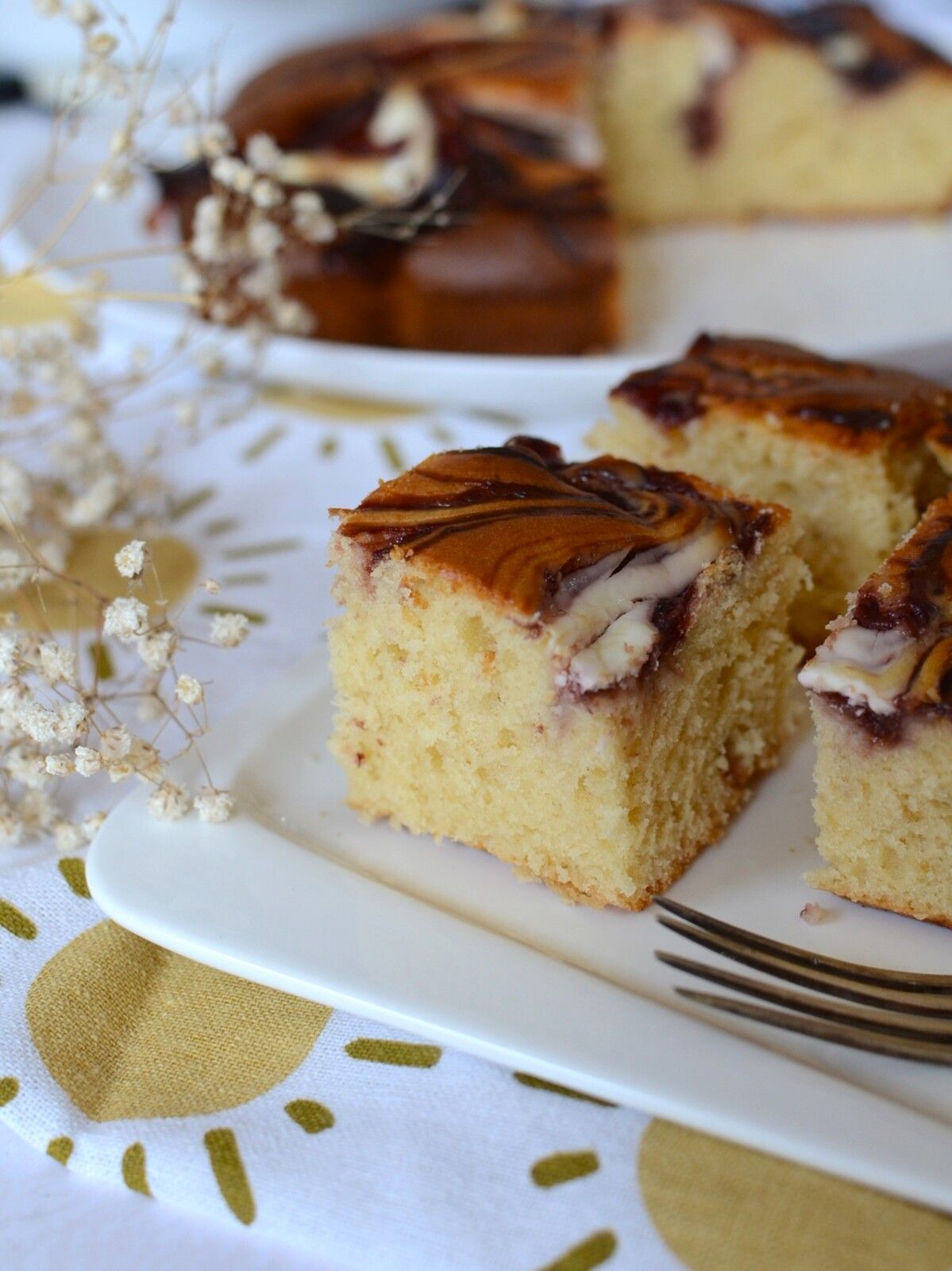 Gâteau au yaourt marbré à la confiture