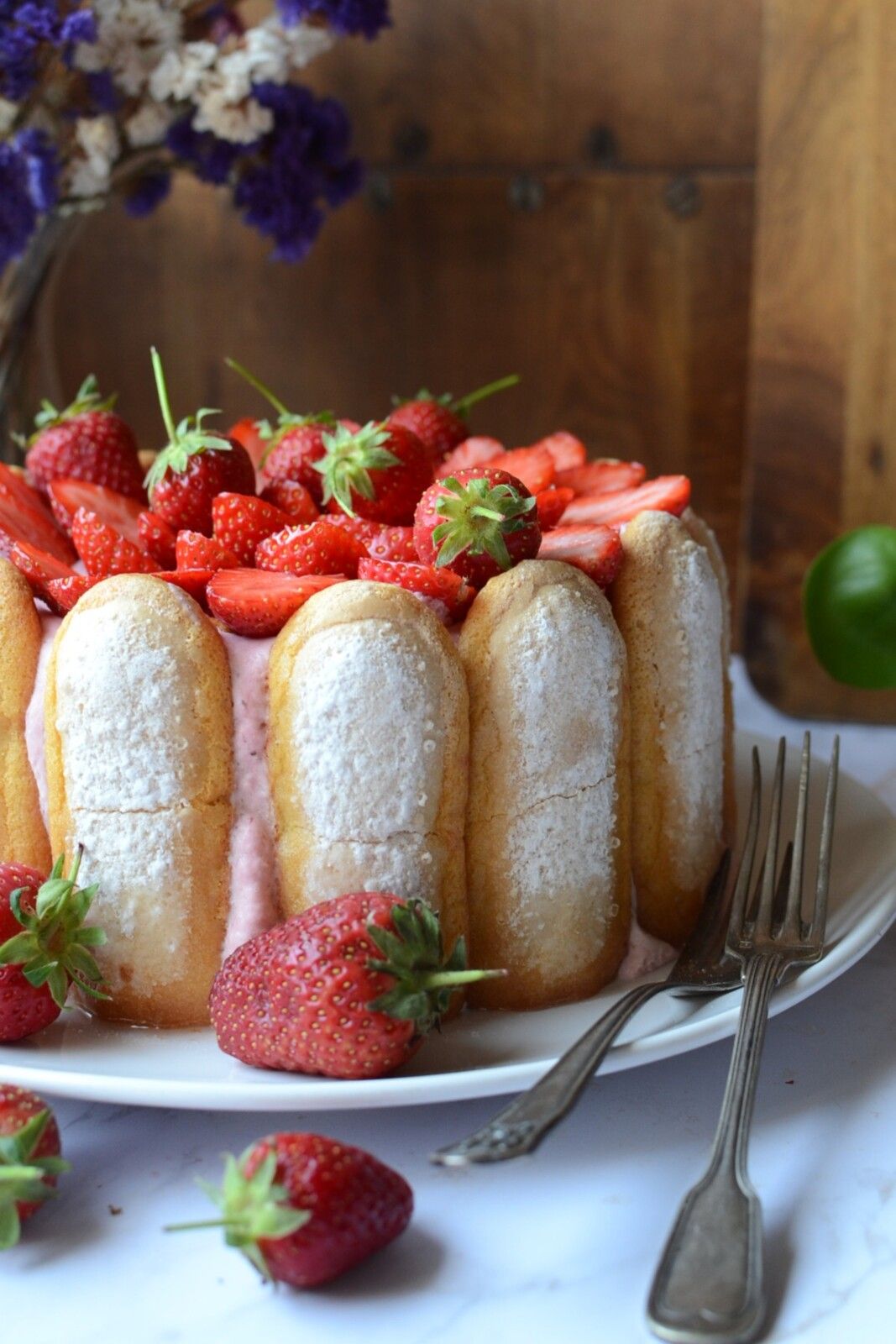 Charlotte aux fraises