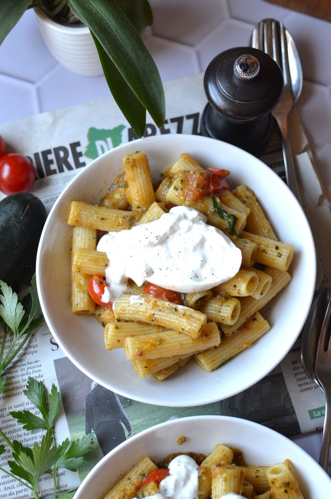 Pâtes crème de courgette, tomates cerises rôties et burrata #végétarien