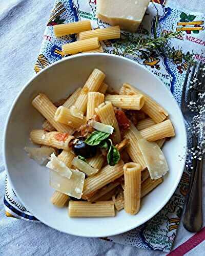 Pâtes aubergine et tomates #végétarien