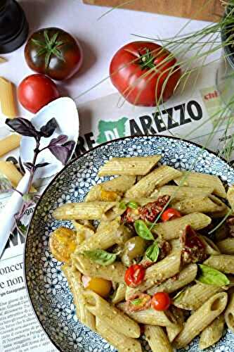 Pâtes pesto tomates cerises olives tomates séchées #végétarien