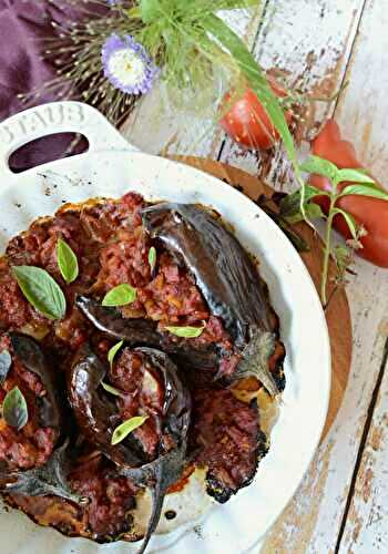 Aubergines farcies de tomates au four #végétarien