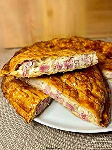 Tourte au Jambon, Oignons et Fromage