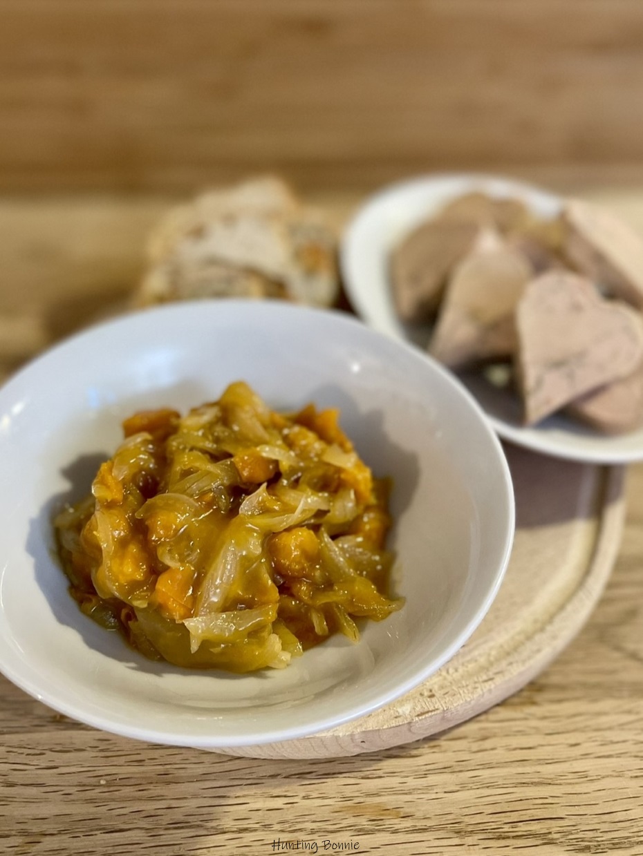 Chutney d’oignons doux et abricots