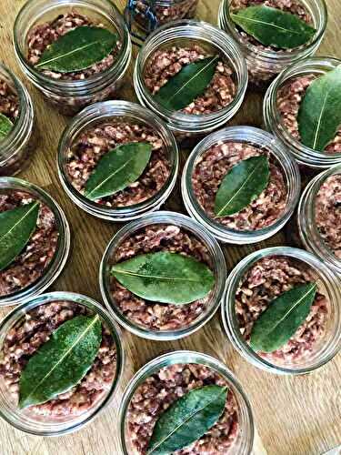 Pâté de campagne en bocaux : recette traditionnelle