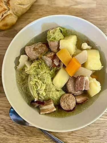 Potée aux deux saucisses et poitrine fumée