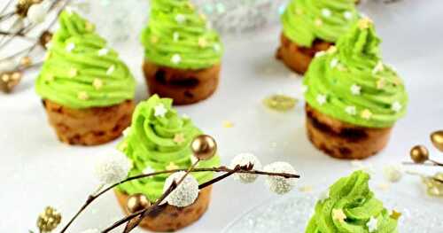 Cupcakes sapins de Noël {quatre-épices chocolat blanc} et l'origine du sapin de Noël