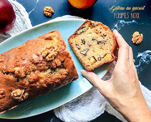 Gâteau au yaourt aux pommes et aux noix