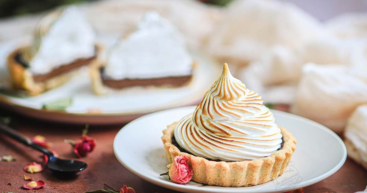 Tartelettes au chocolat meringuées