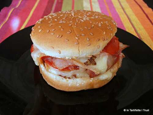 Burger raclette & moutarde à l'ancienne