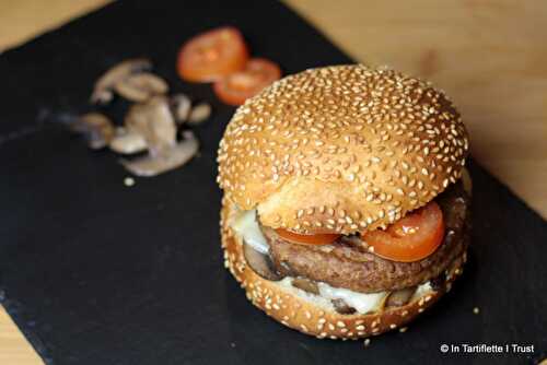 Burger végétarien champignons & raclette - In Tartiflette I Trust