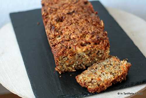 Carrot cake au gorgonzola & noix