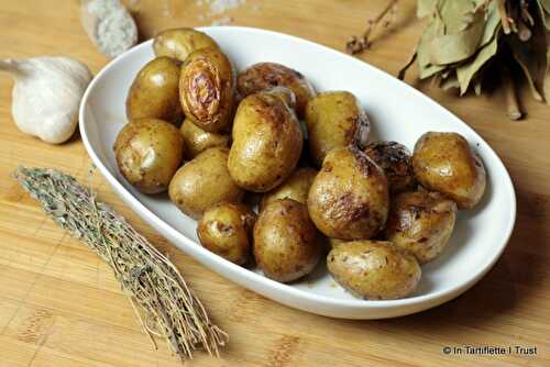 Cocotte de pommes de terre à l'ail, laurier & thym