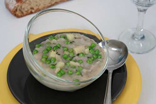 Crème de blé noir aux pommes de terre & petits pois