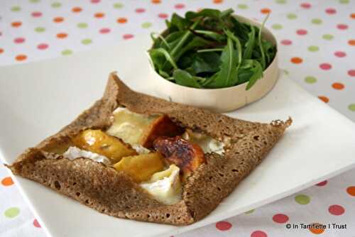 Galette camembert & pommes poêlées