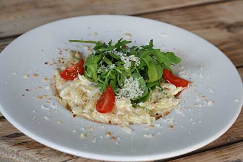 Pâtes à la crème de noisettes-parmesan & roquette