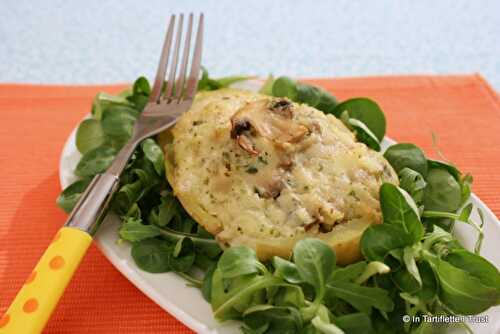 Pommes de terre farcies aux champignons, persil & emmental