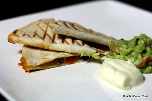 Quesadilla au cheddar & guacamole