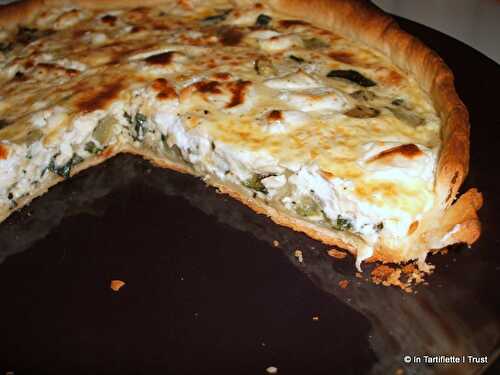 Quiche aux courgettes, basilic, ail & chèvre