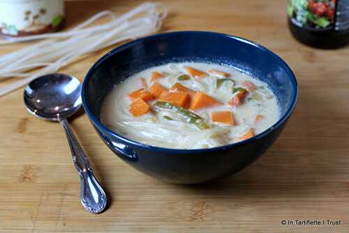 Soupe thaï de patates douces & poivron au lait de coco