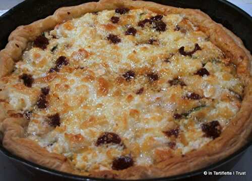 Tarte aux courgettes, au chèvre et aux tomates séchées