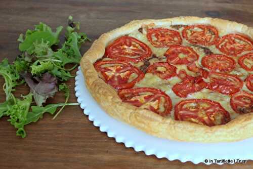 Tarte fine aux tomates, comté & moutarde à l'ancienne d'Ursula