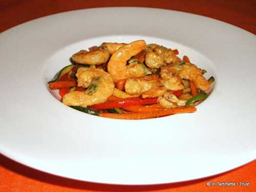 Wok de crevettes au curry & légumes croquants