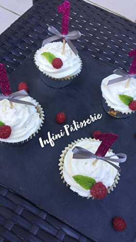 Cupcakes d’anniversaire ! 1 Bougie 🎉🥂 - Infini Pâtisserie 
