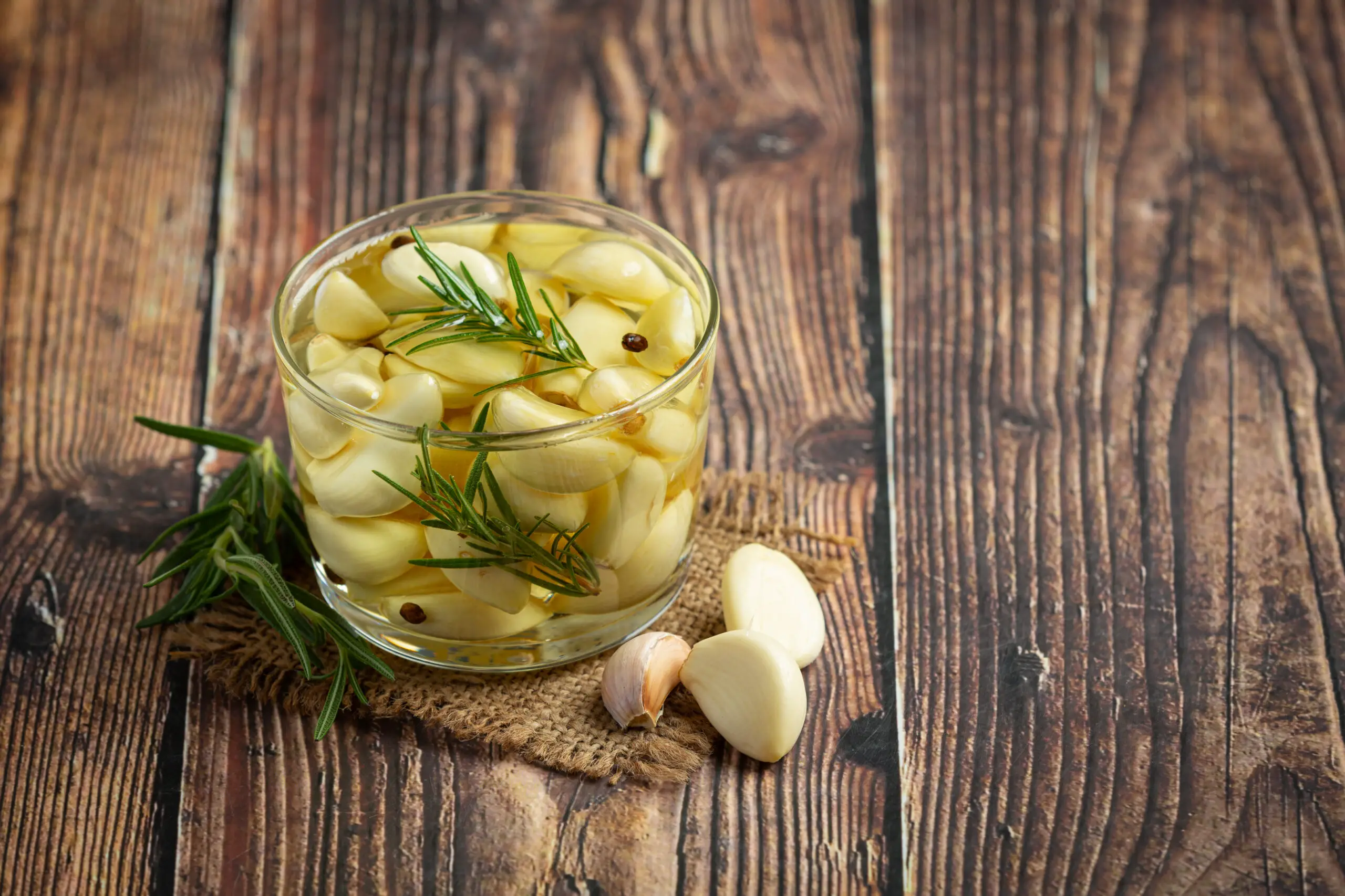 Ail confit à l'huile d'olive