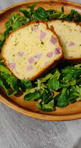 Cake jambon, gruyère, moutarde