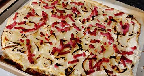 Flammekueche (tarte flambée alsacienne)