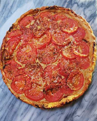 Tarte à la tomate et à la moutarde