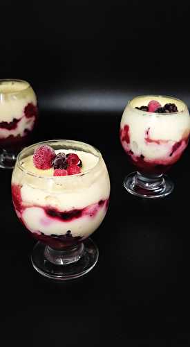 Tiramisu aux fruits rouges