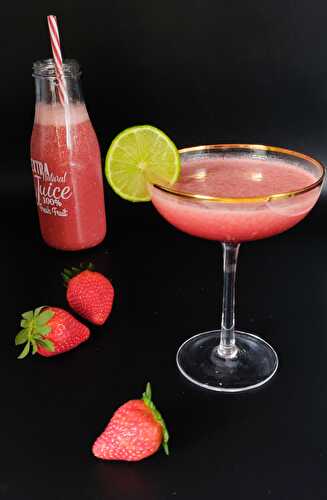 Jus fraises, framboises et eau de coco