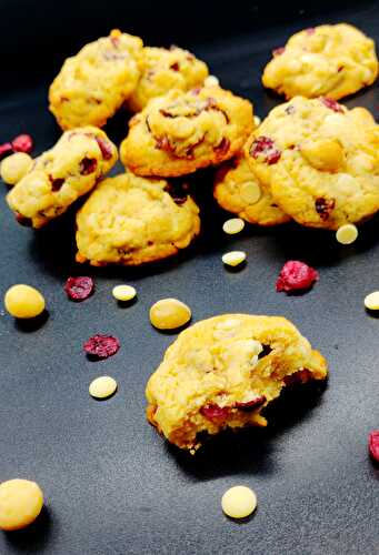 Cookies cranberries, noix de macadamia et pépites de chocolat blanc