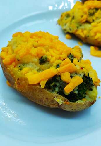 Twice baked potatoes brocoli cheddar