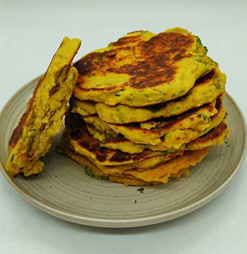 Galettes de pois chiches, menthe, coriandre et cumin