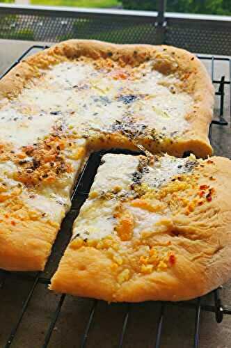 Pizza façon garlic bread