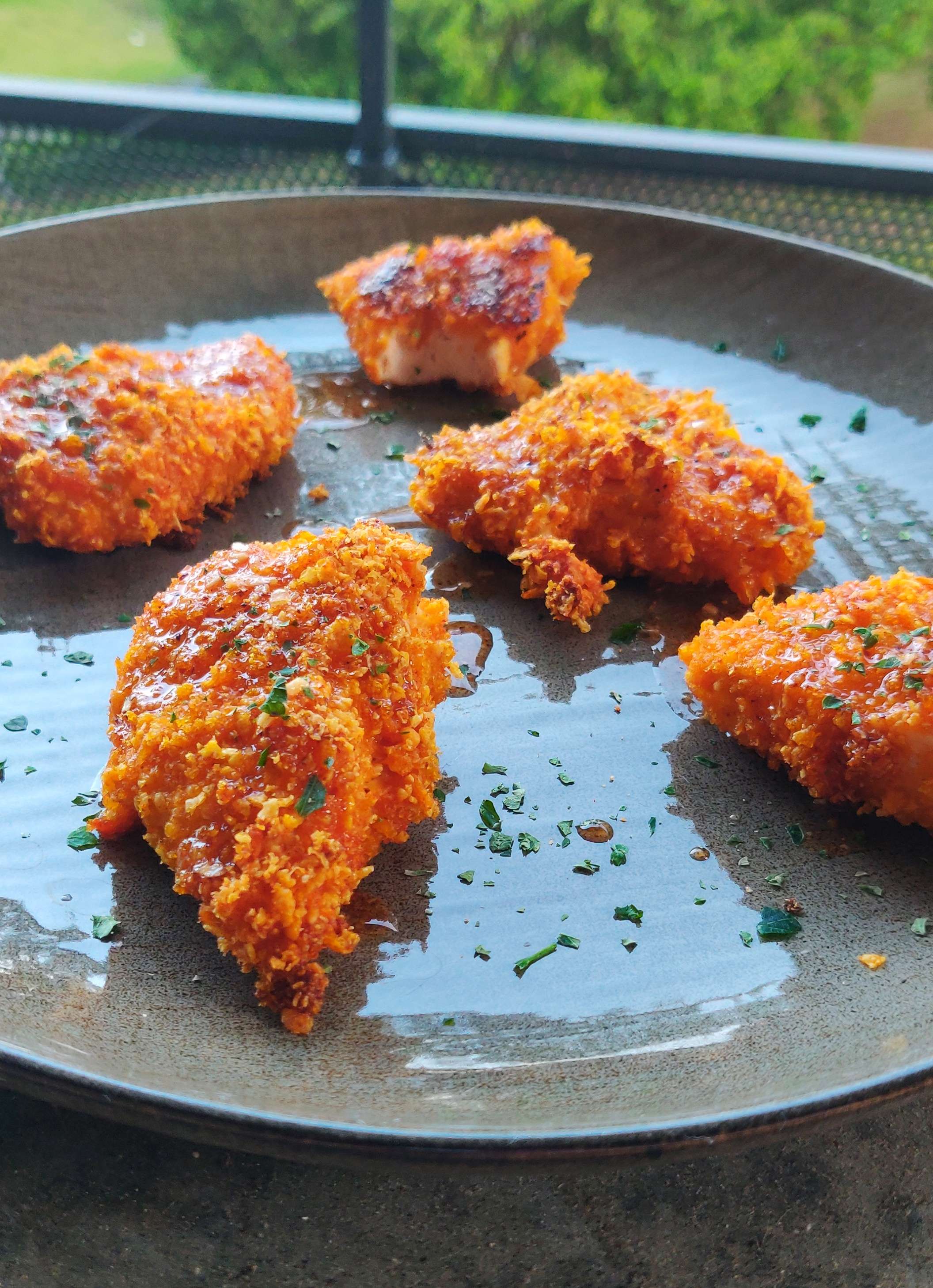 Poulet croustillant et sauce au miel épicée