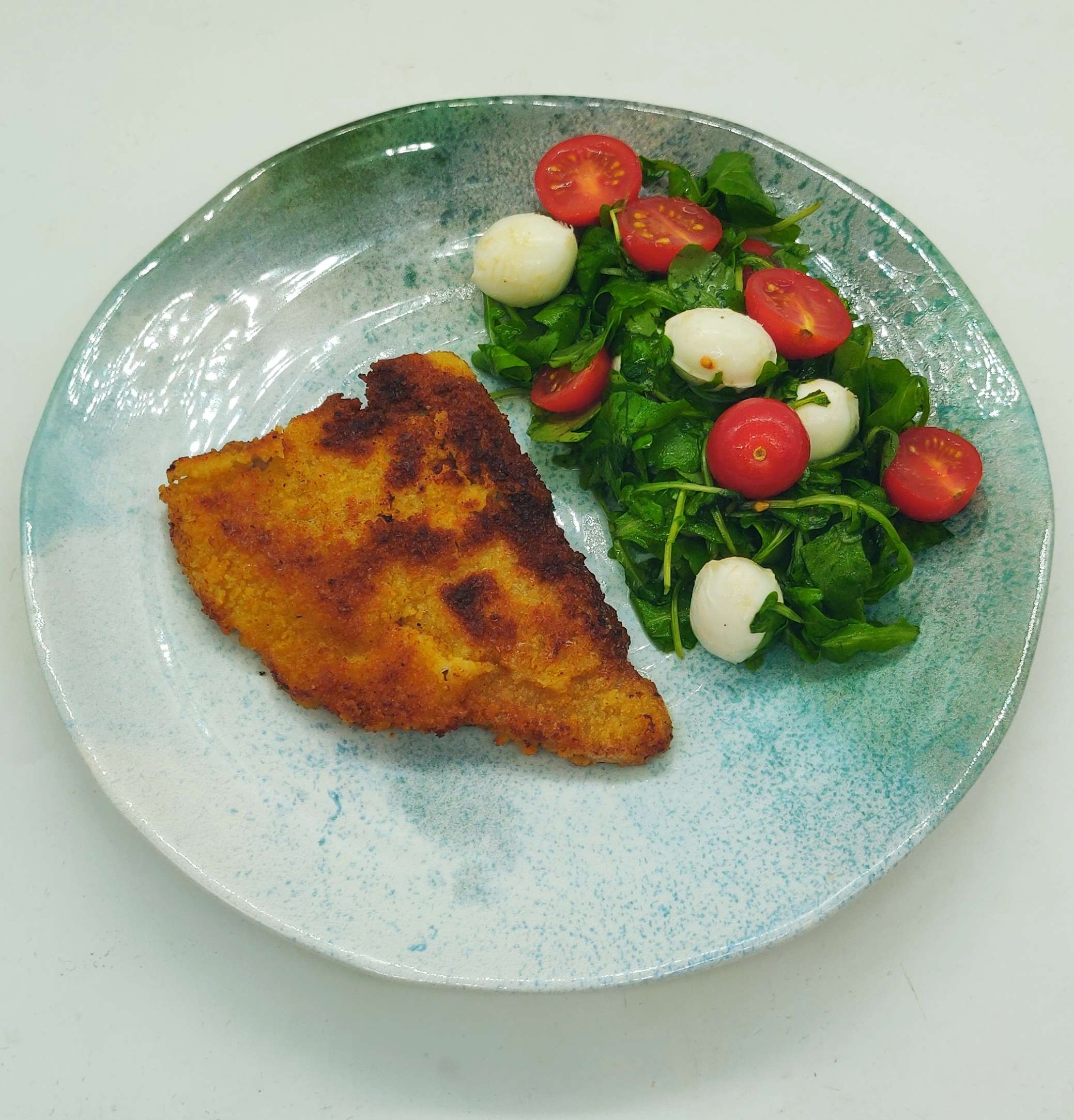 Escalope milanaise et salade caprese de Cyril Lignac