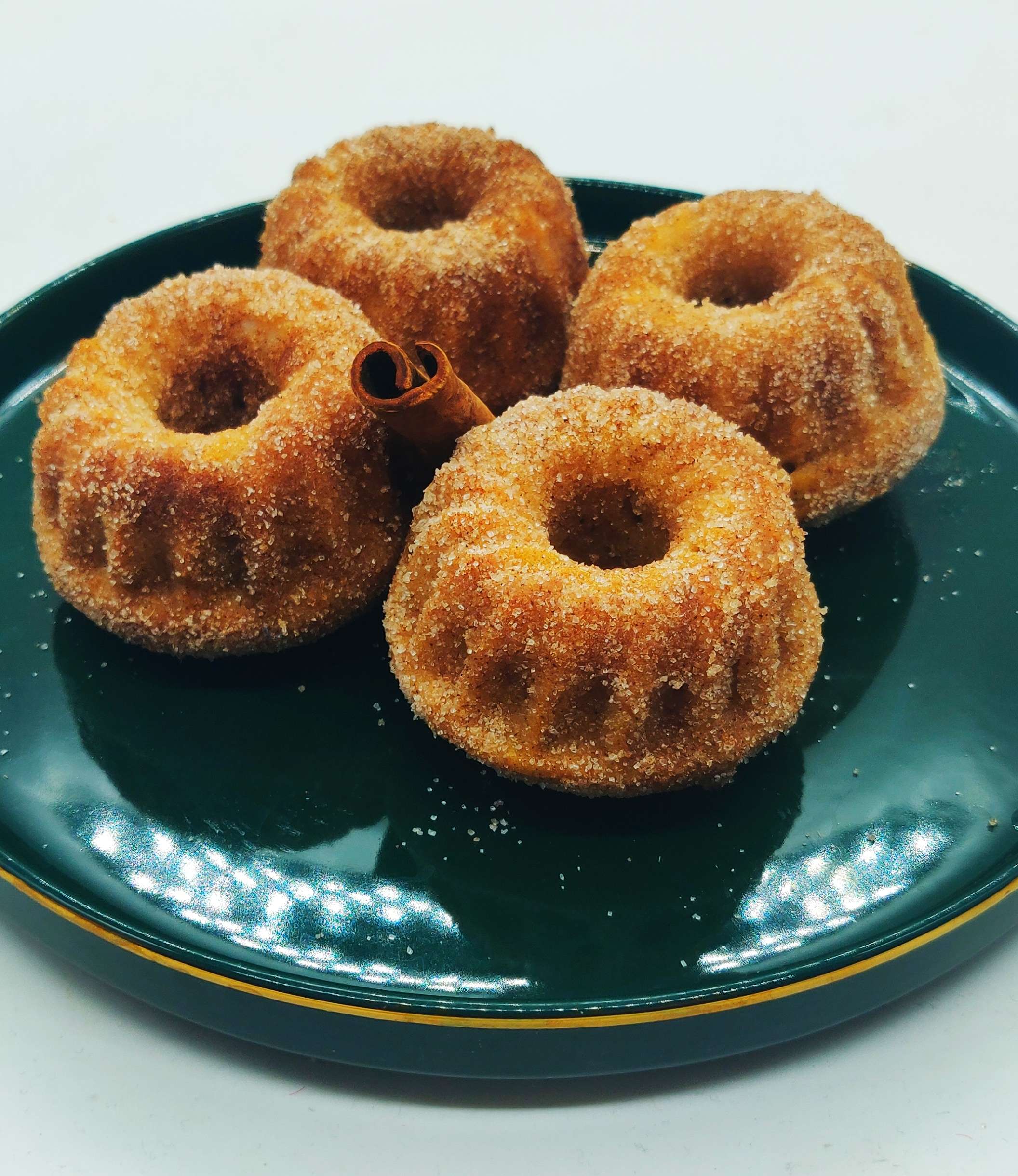 Mini bundt cakes à la pomme et aux épices