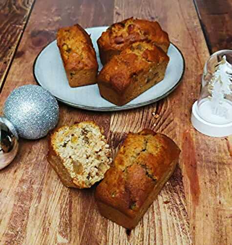 Petits pains d’épices aux oranges confites et noix de Macadamia