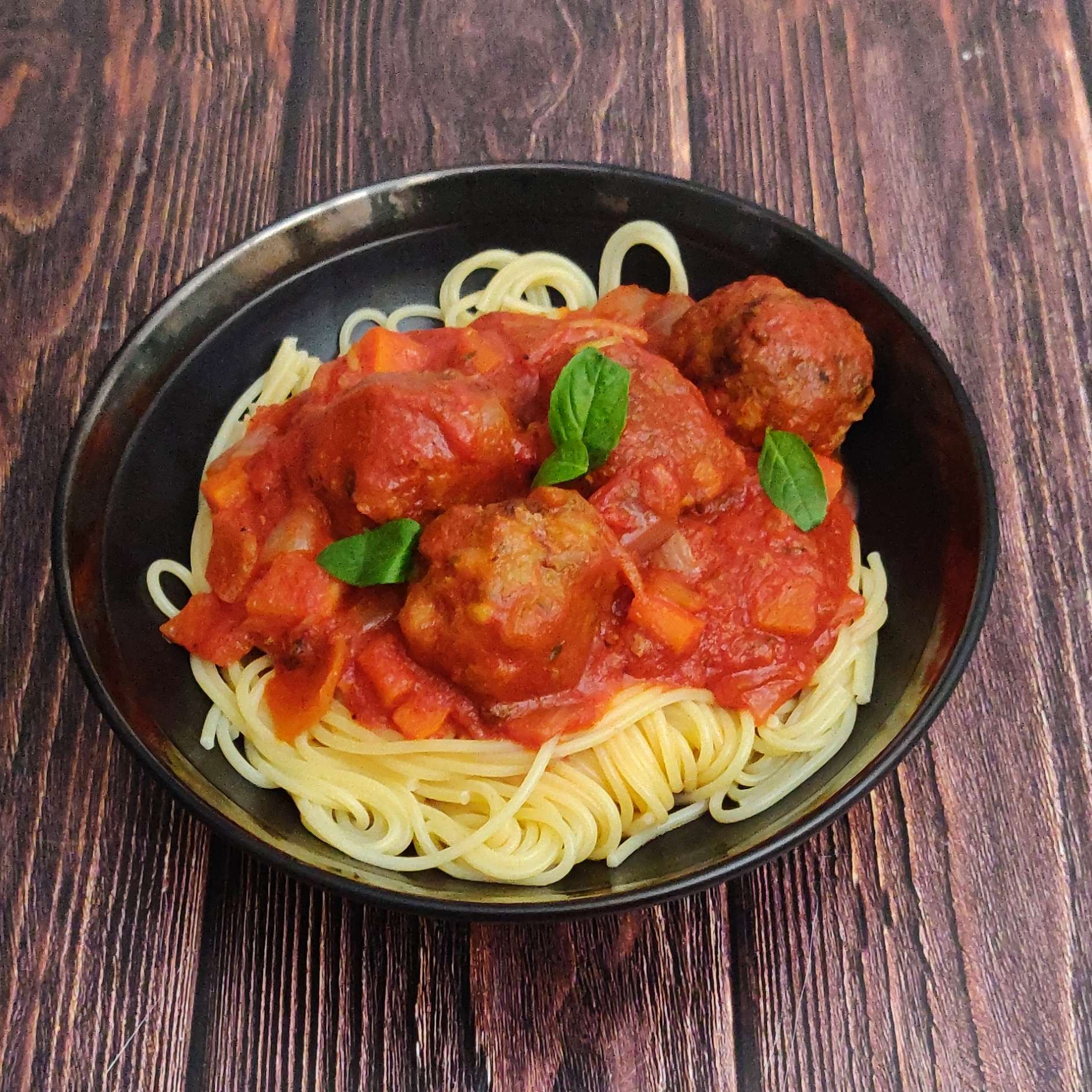 Spaghetti à la sauce tomate et polpette