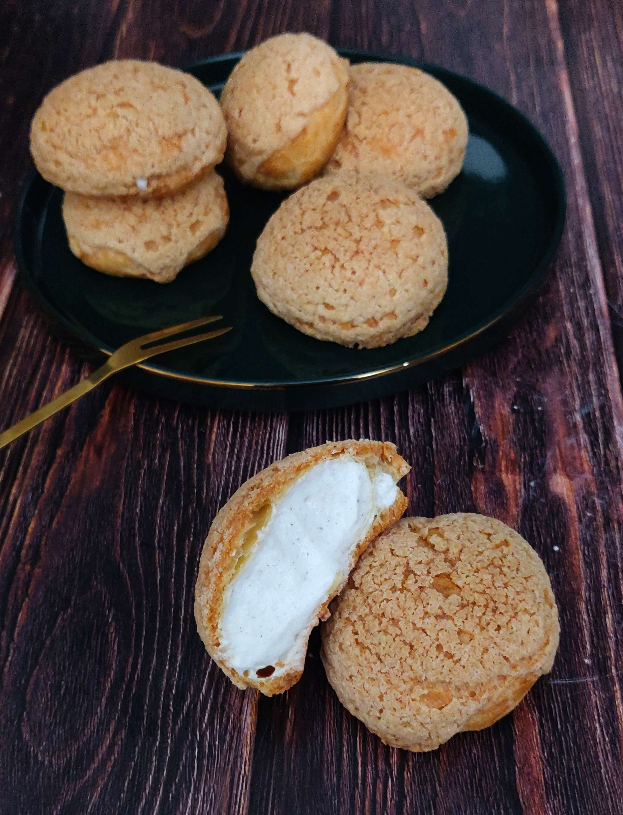 Choux à la crème chantilly