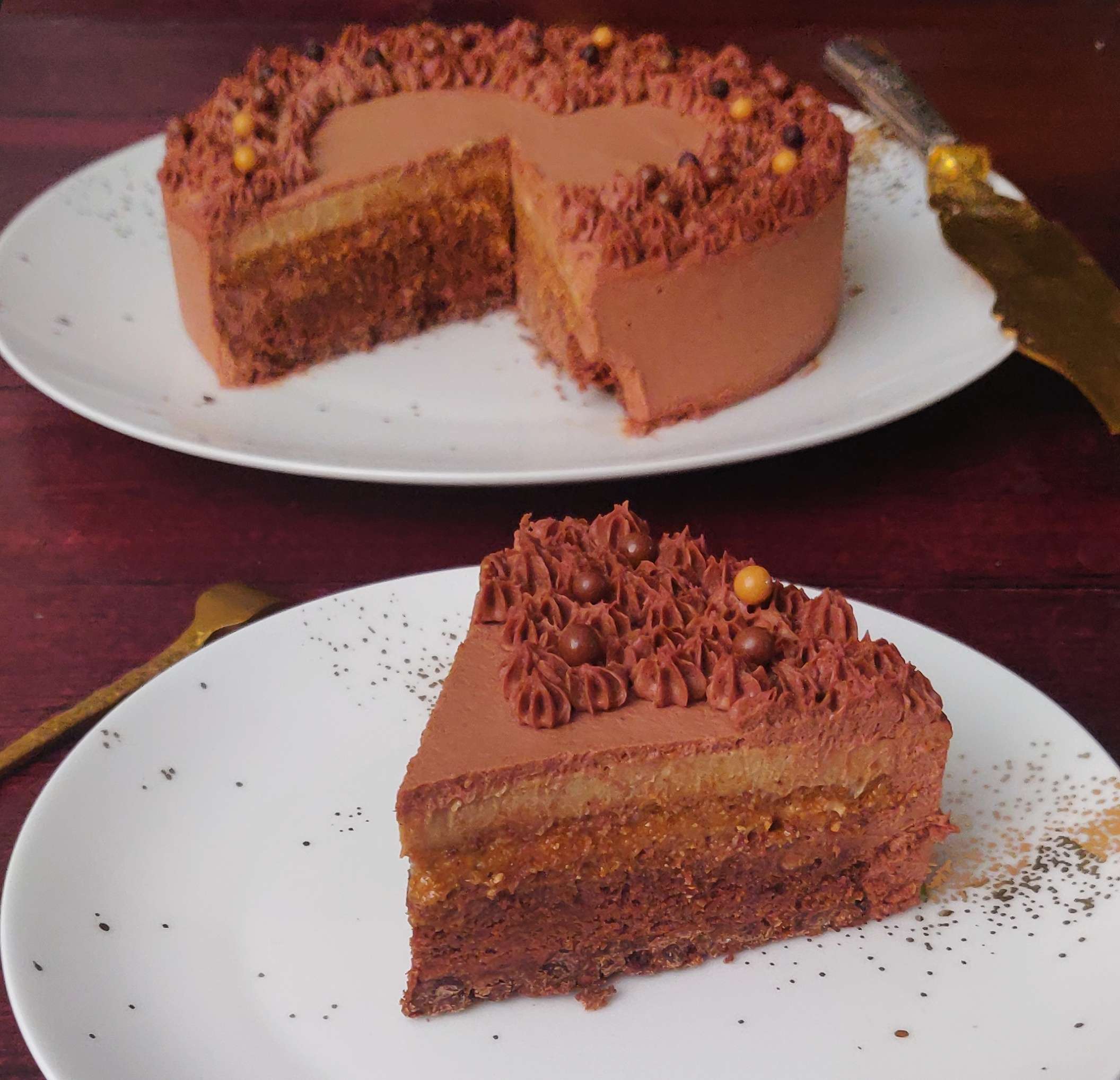 Entremets Abellana (noisette chocolat tonka)