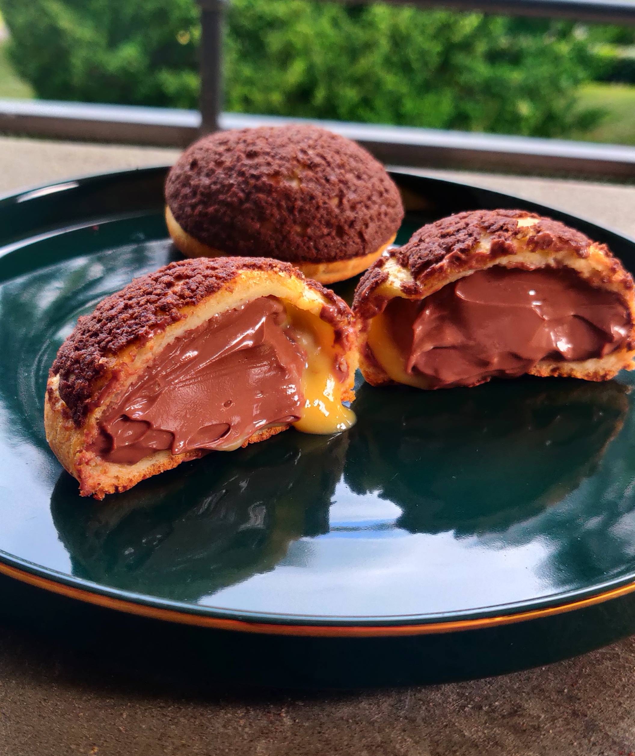 Choux passion chocolat
